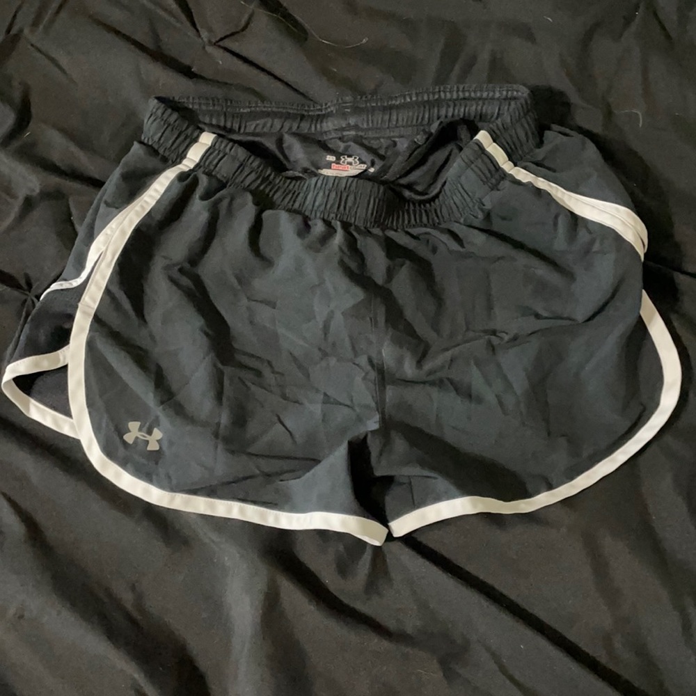 Under Armour running shorts with liner